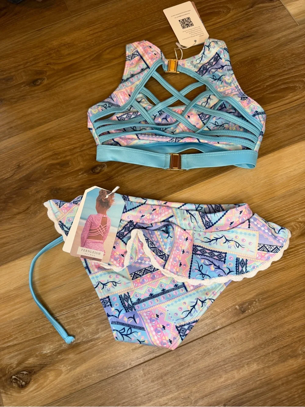 NWT Fernleigh Avenue size 4 girls swimsuit